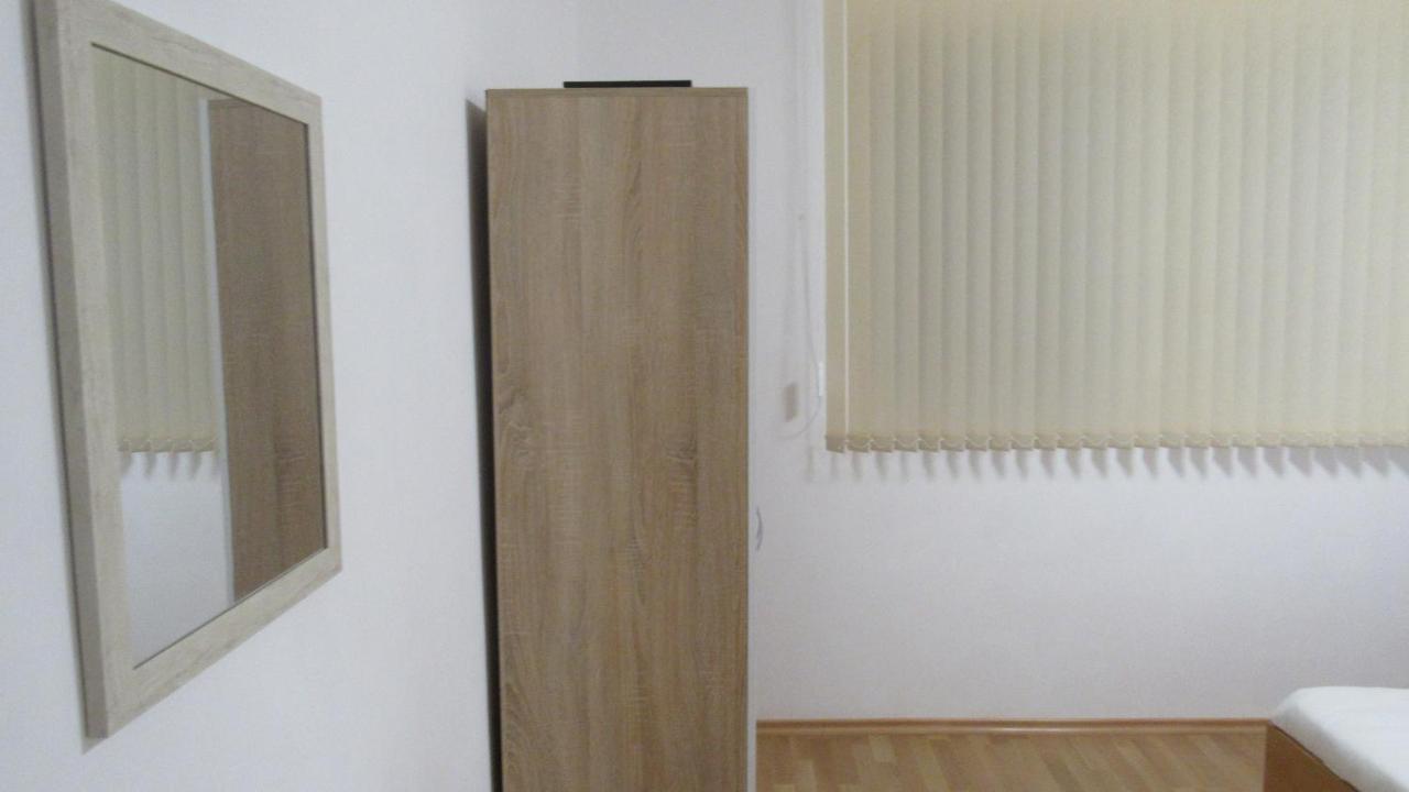 Apartment Crystal Balchik Bagian luar foto